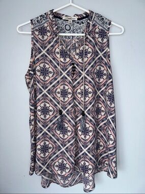 Rewind Pink and Navy Printed Sleeveless Tassel Top